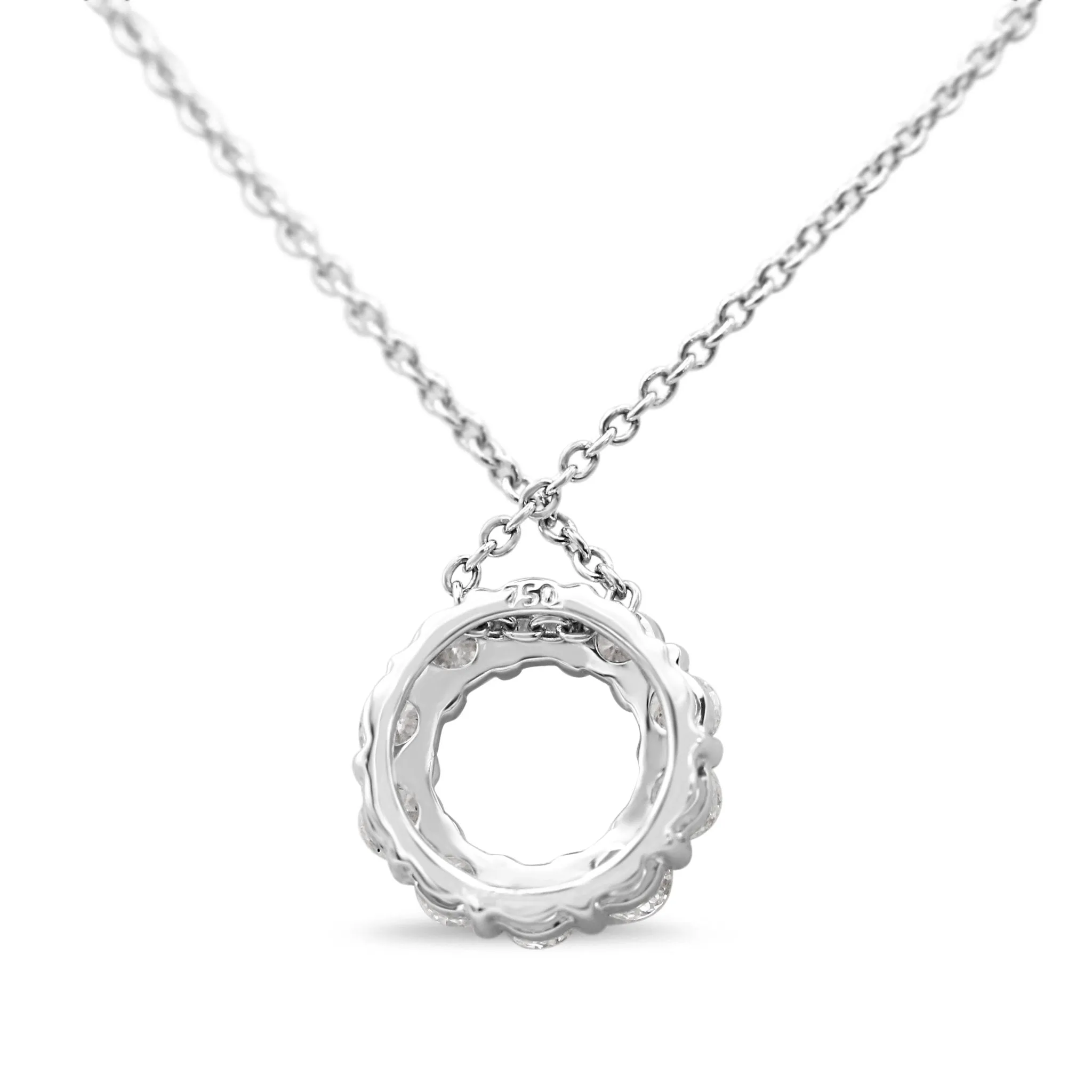 18ct White Gold Diamond Circle Necklace 18"