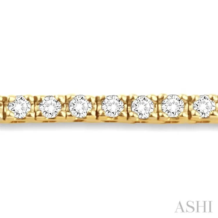 2 Ctw Square Shape Round Cut Diamond Tennis Bracelet in 14K Yellow Gold