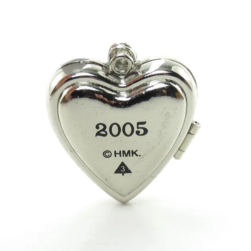 2005 Charming Hearts #3 Hallmark Angel Photo Holder Locket Keepsake Ornament