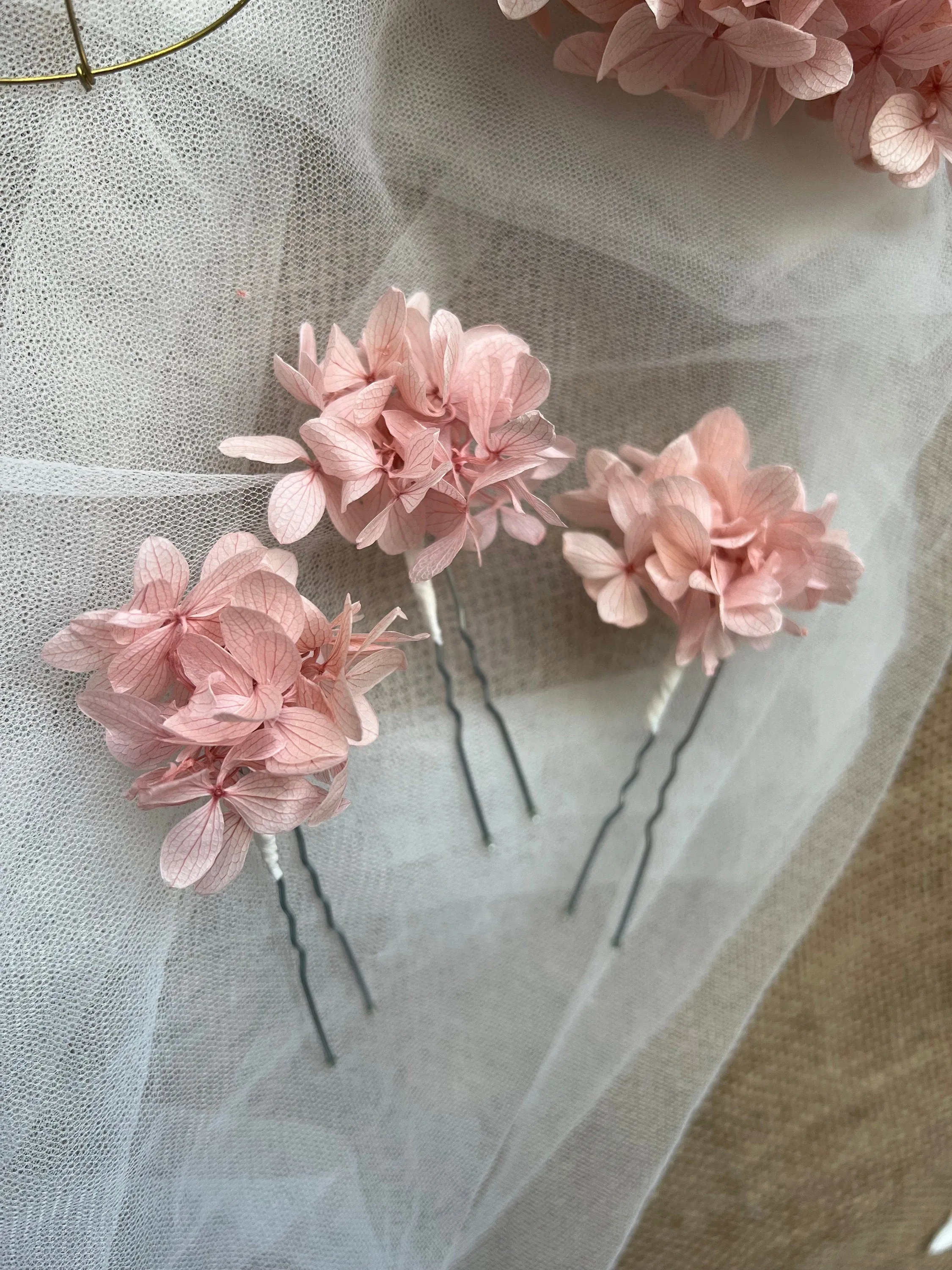 Blush Pink Floral Hair Pins, Bridal Floral Hair Accessories, Dusky Pink Dried Flower Hair Clip, Pink Hydrangea Headpiece, Wedding Flowers