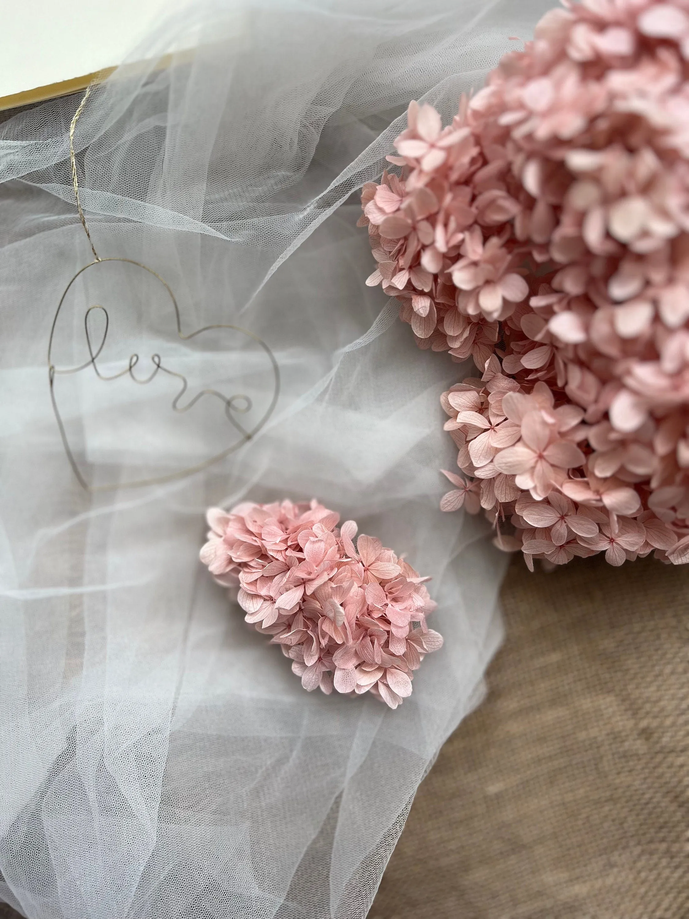 Blush Pink Floral Hair Pins, Bridal Floral Hair Accessories, Dusky Pink Dried Flower Hair Clip, Pink Hydrangea Headpiece, Wedding Flowers