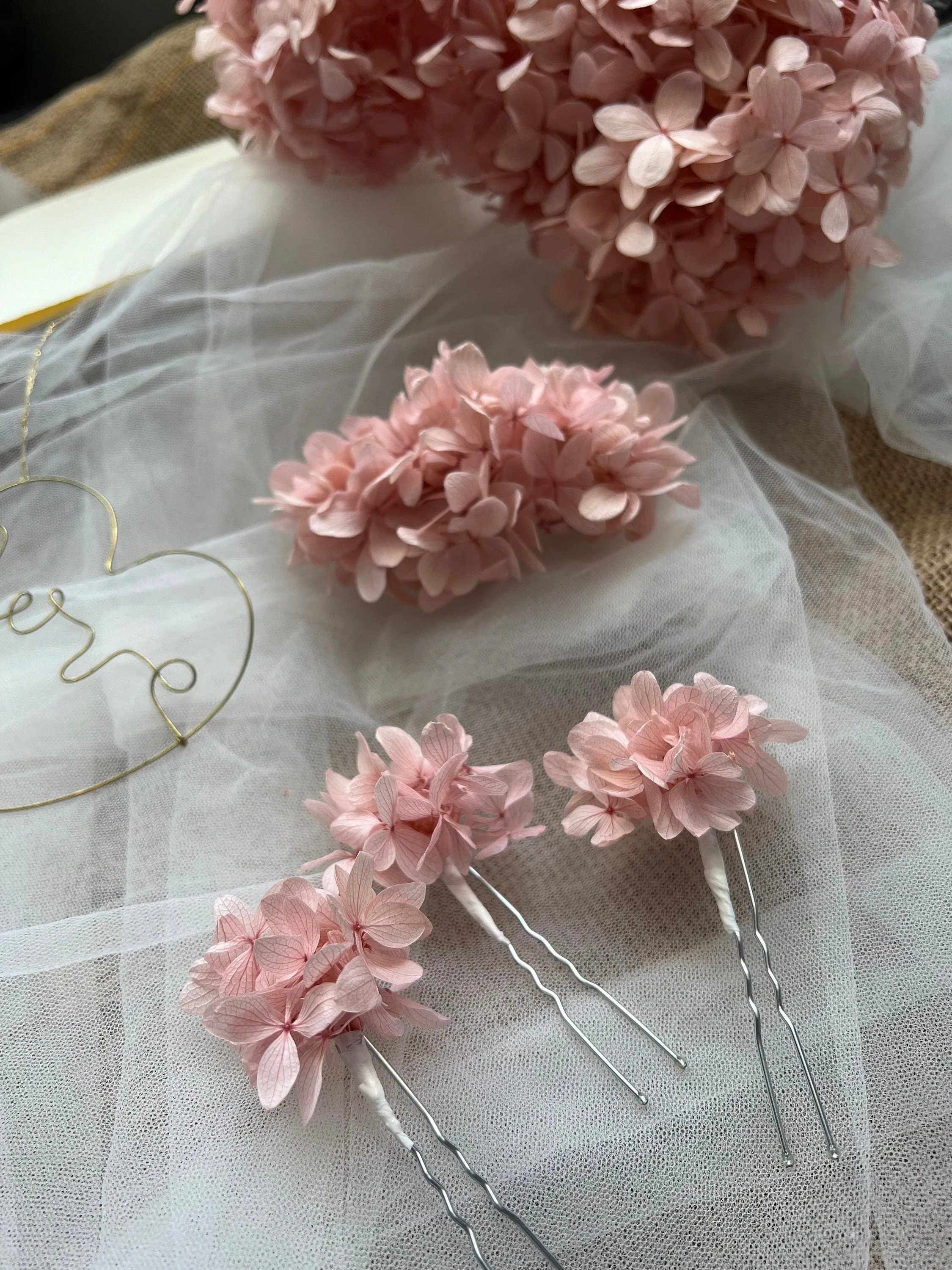 Blush Pink Floral Hair Pins, Bridal Floral Hair Accessories, Dusky Pink Dried Flower Hair Clip, Pink Hydrangea Headpiece, Wedding Flowers