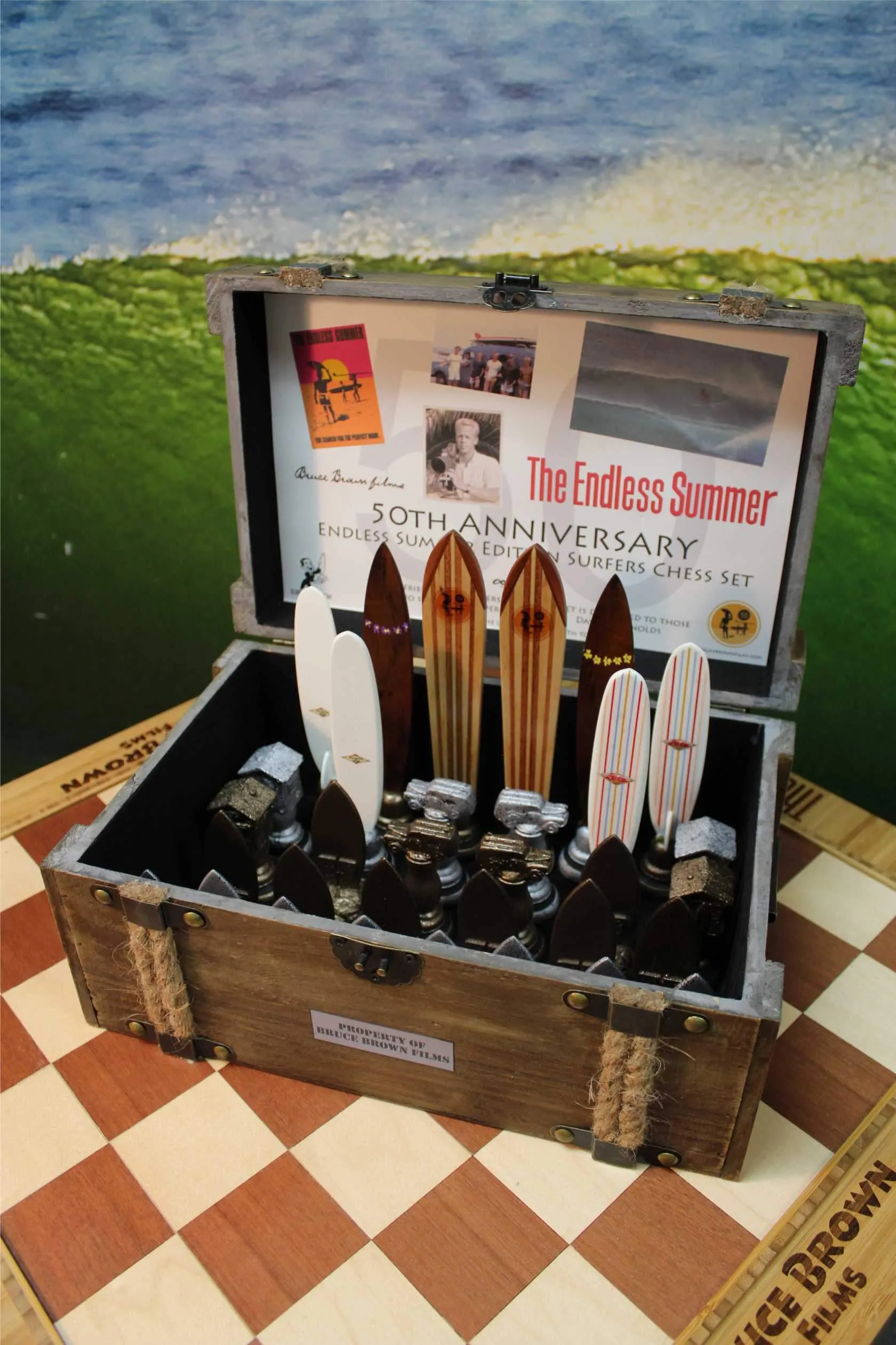 Dave Reynolds Special Edition Endless Summer Chess Set