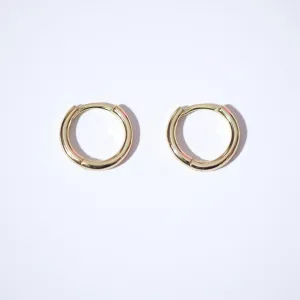 Fine Essentials - Classic huggie hoop earrings