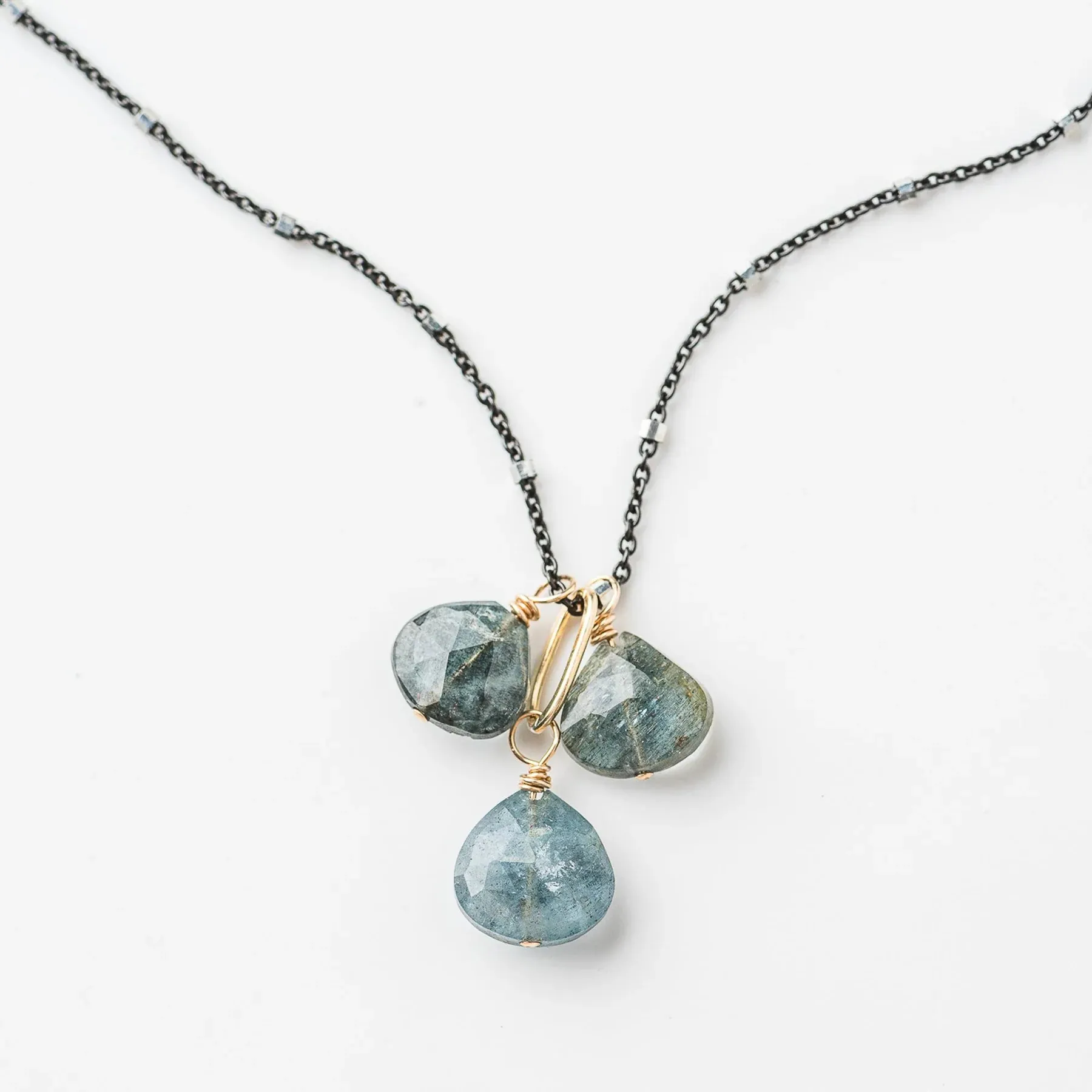 Moss Aquamarine Drop Trio Necklace on Satellite Chain