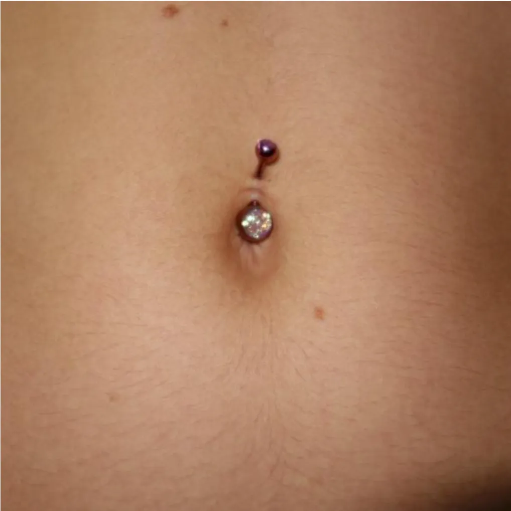 Opal Gleam Metallics Classique Belly Bar