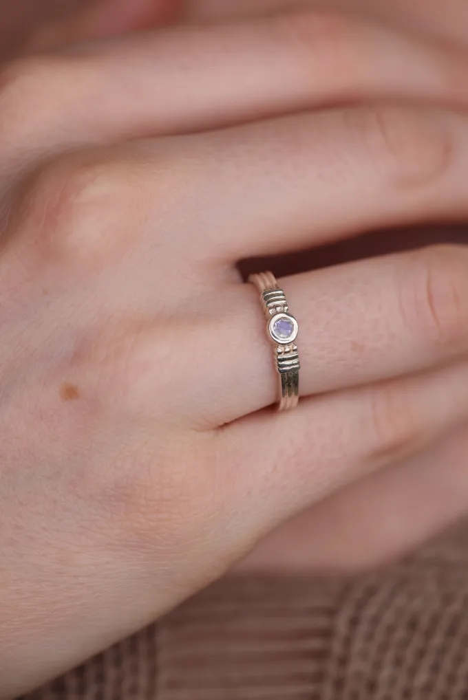 Rana Moonstone Silver Ring