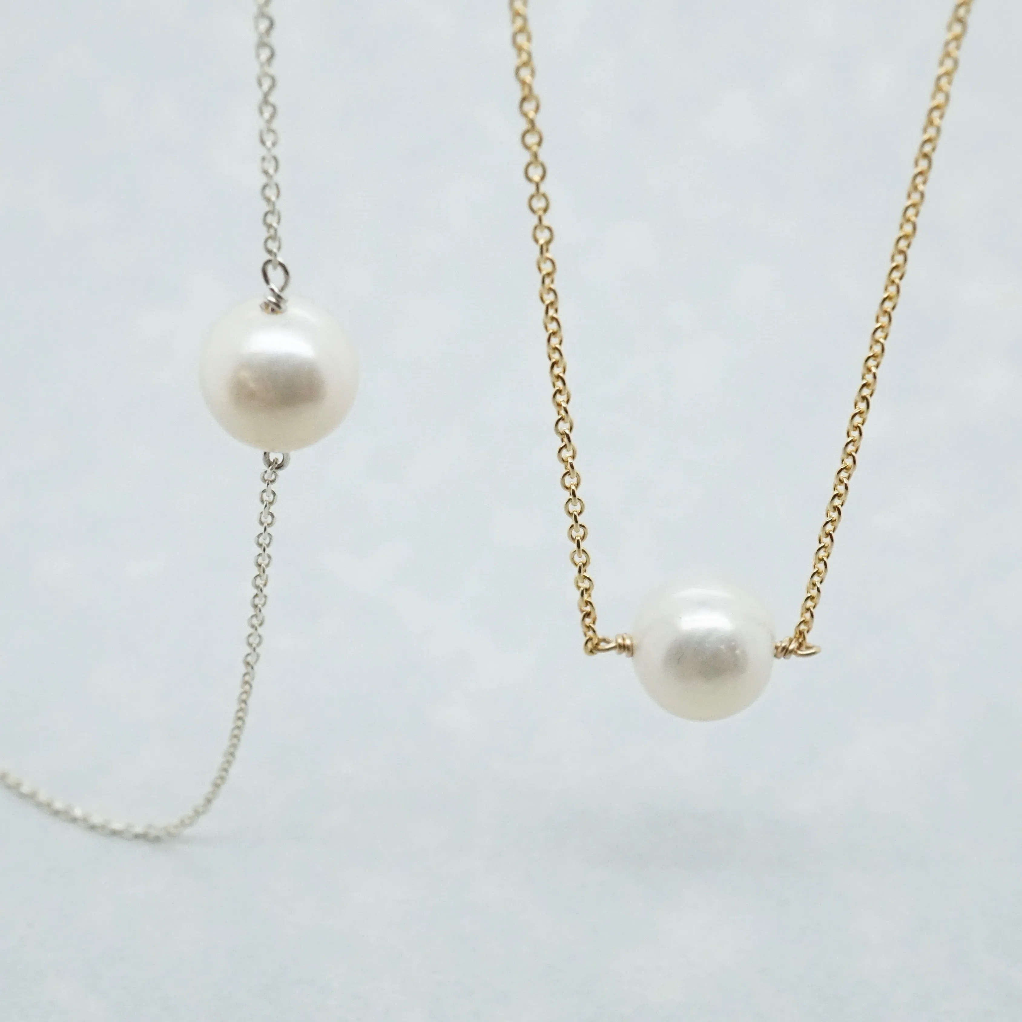 Round Pearl Necklace - Simple Pearl Chain Necklace - Pearl Floating Necklace