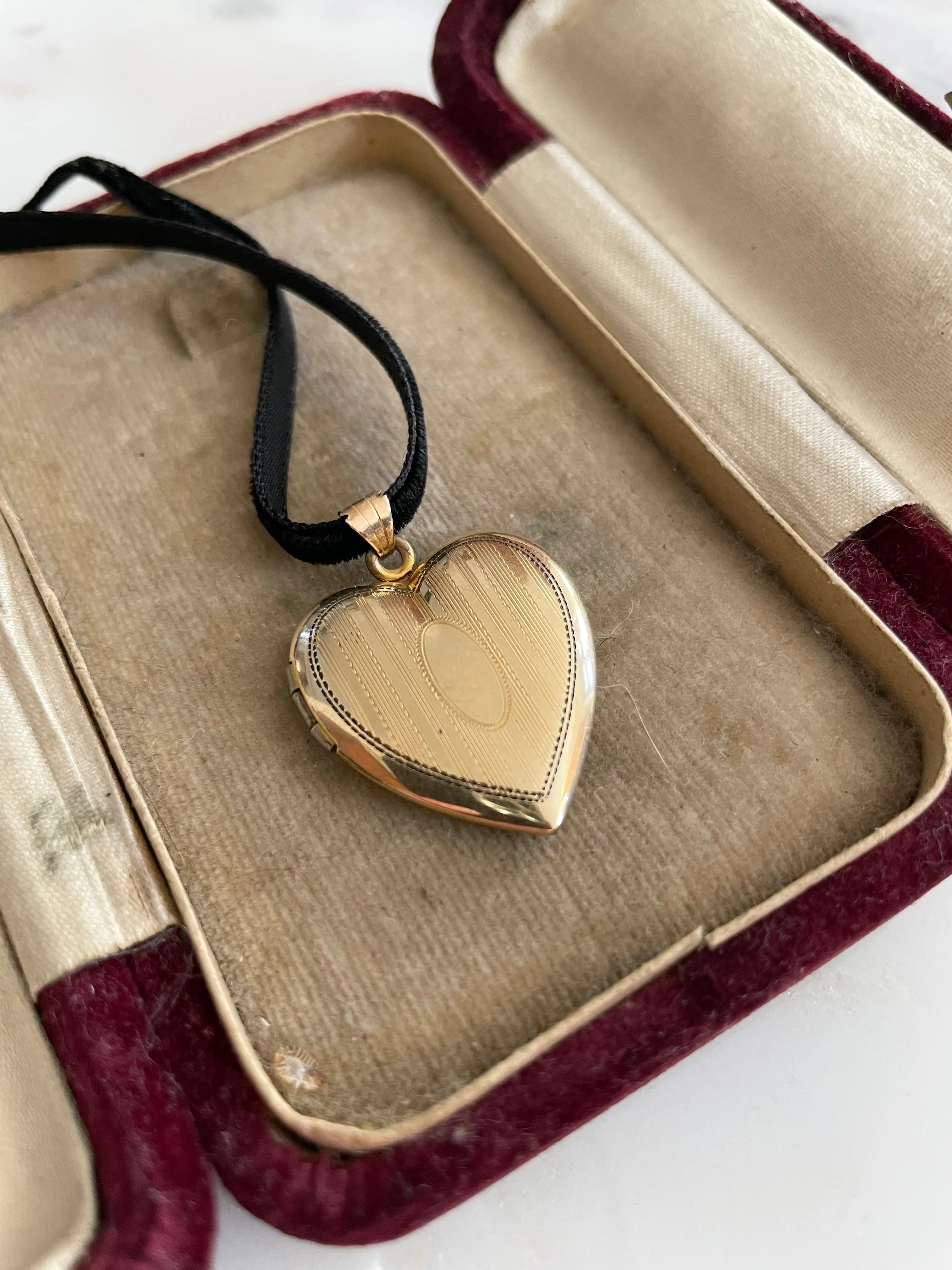 Vintage Engraved Heart Locket